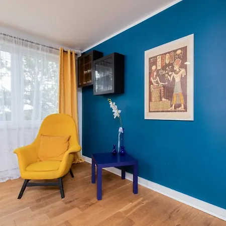 Zaruskiego 3-bedroom By Renters Apartament