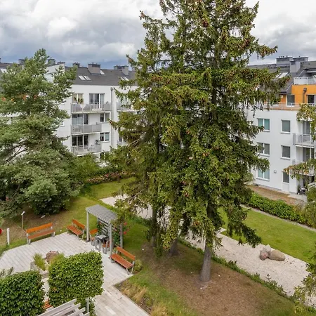 Zaruskiego 3-bedroom By Renters Apartament *