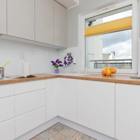 Zaruskiego 3-bedroom By Renters Apartament *